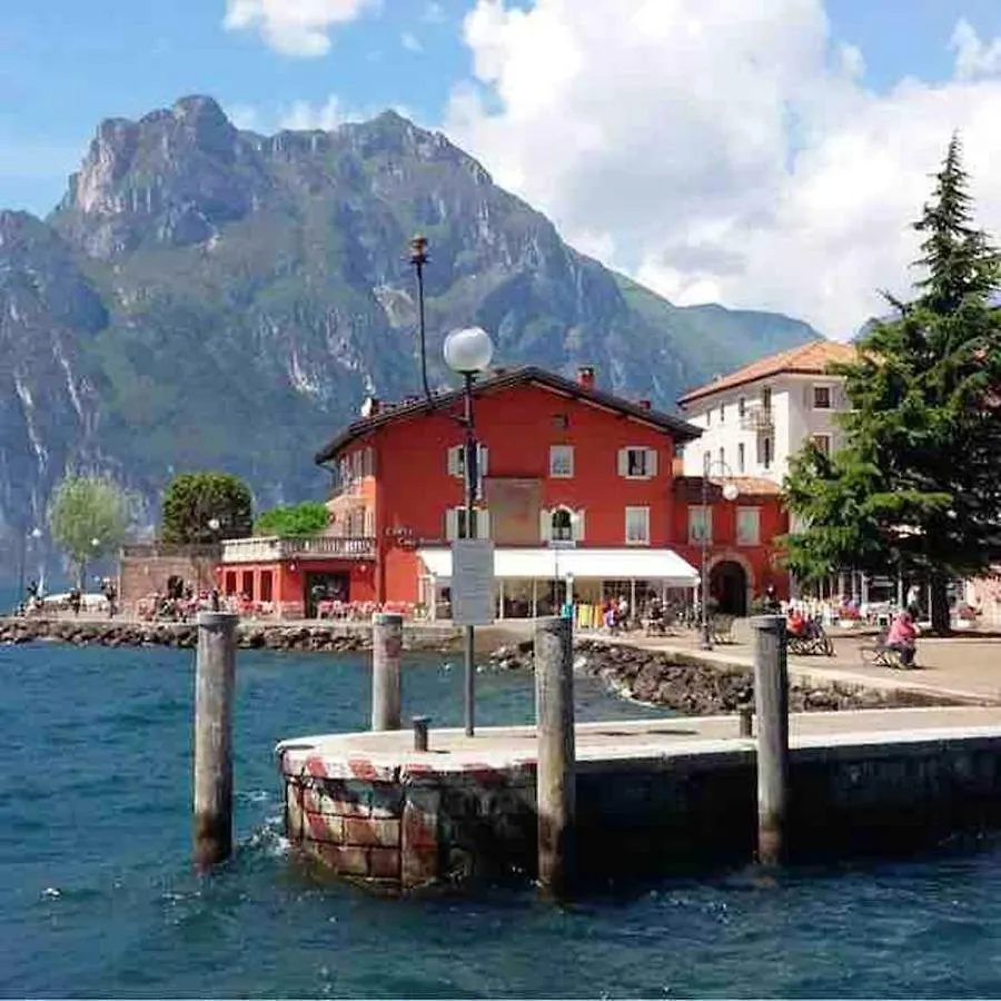 Charming Pacengo Garden Apartment Pacengo Di Lazise Italy