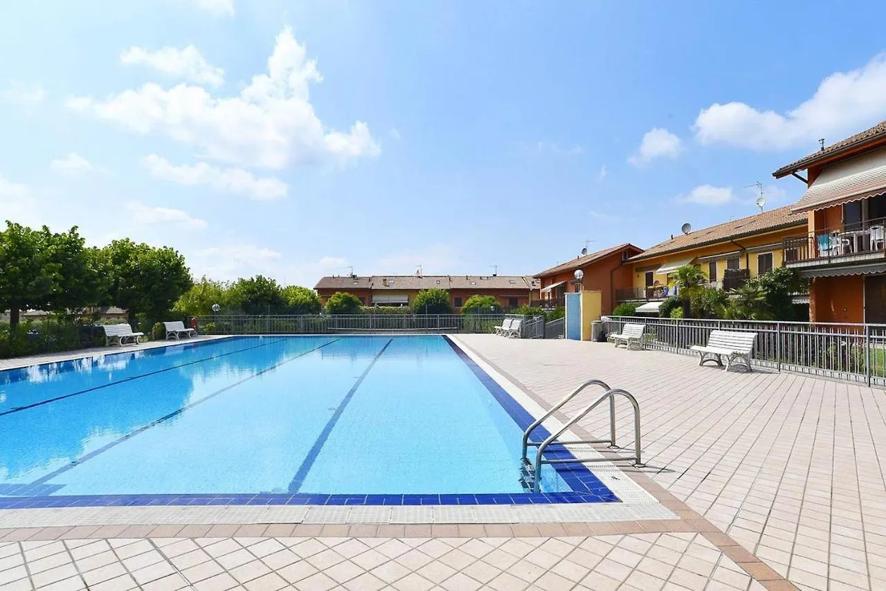Charming Pacengo Garden Apartment Pacengo Di Lazise