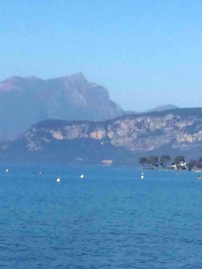Charming Pacengo Garden Apartment Pacengo Di Lazise Italy