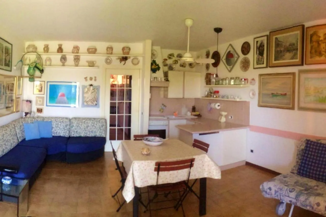Charming Pacengo Garden Apartment Pacengo Di Lazise Italy