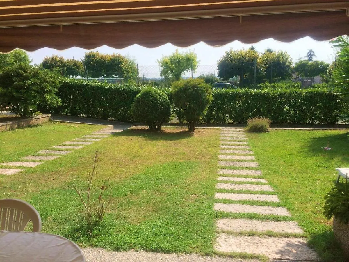 Charming Pacengo Garden Apartment Pacengo Di Lazise